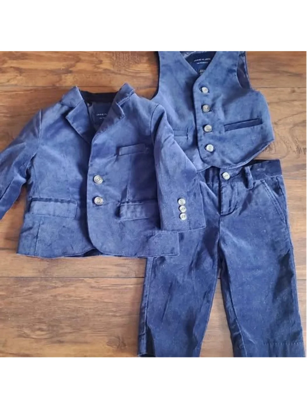 Janie and Jack sz 6-12mo suit